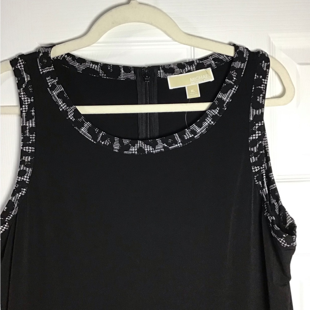 Michael Kors Sleeveless Round neck Elegant Black and White Patterned  Trim Dress - Picture 8 of 8
